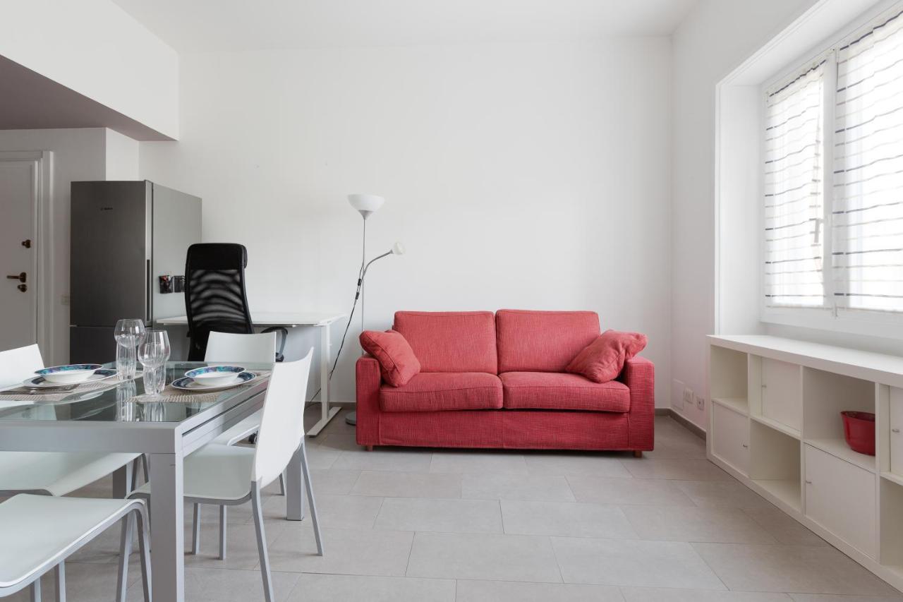 Cozy Apt With Balcony - Mm2 Sant'Agostino Apartment Milano Ngoại thất bức ảnh